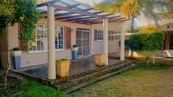 Property For Sale in Oudtshoorn, Oudtshoorn